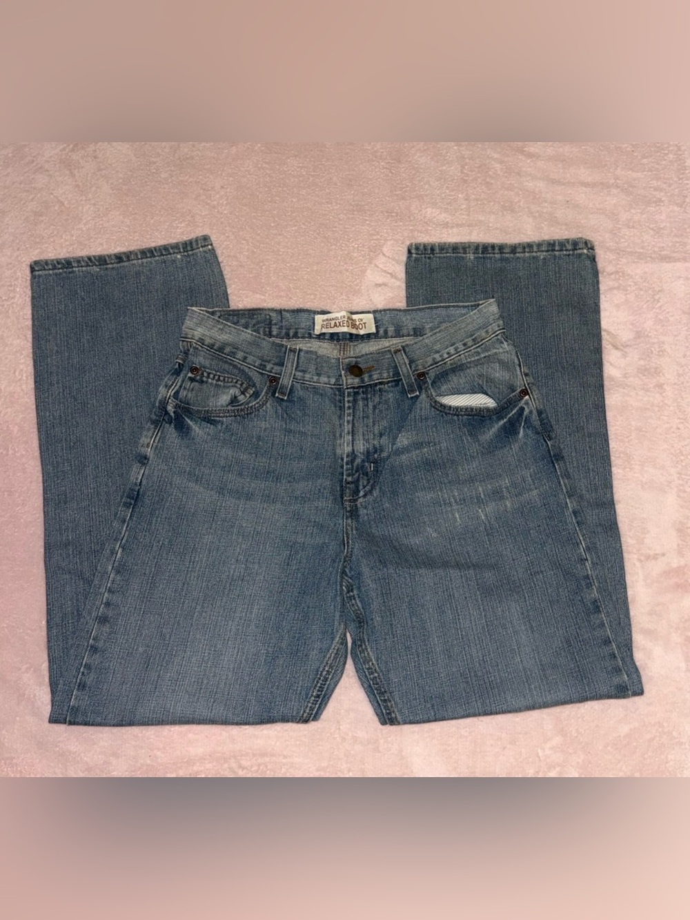 60👖Wrangler Relaxed Bootcut Jeans🤠✨